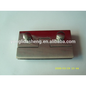 Producing finely processed different style metal bag twist lock